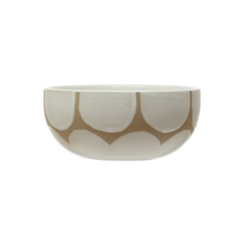 Stoneware Beige w/ White Scallop Design