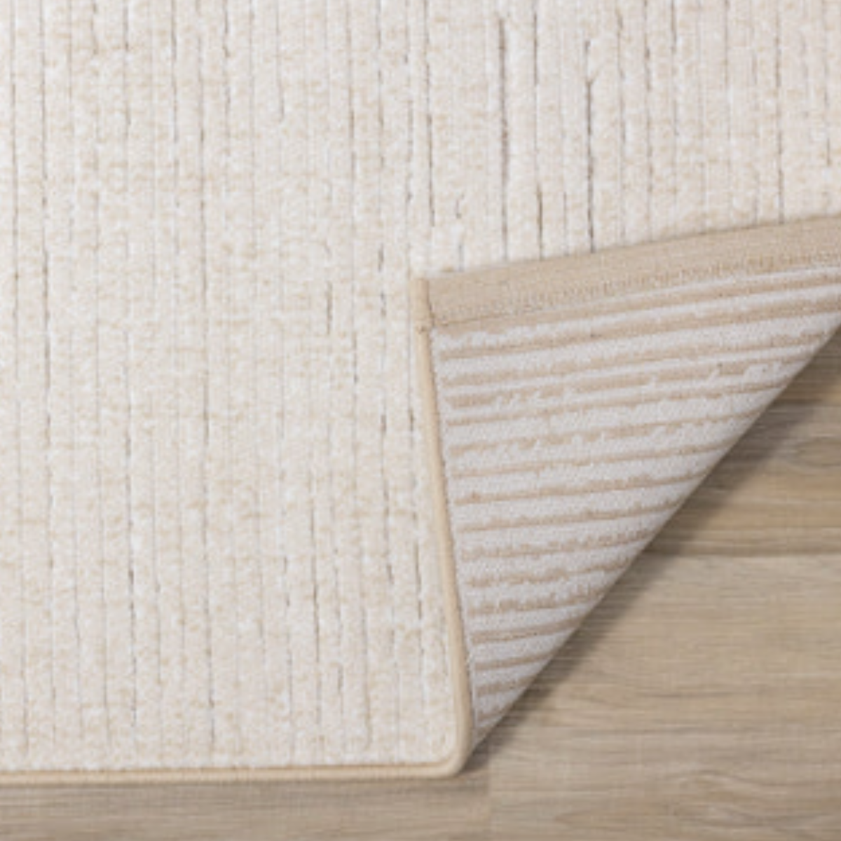 Ella White Rug w/Drop Stitch Design