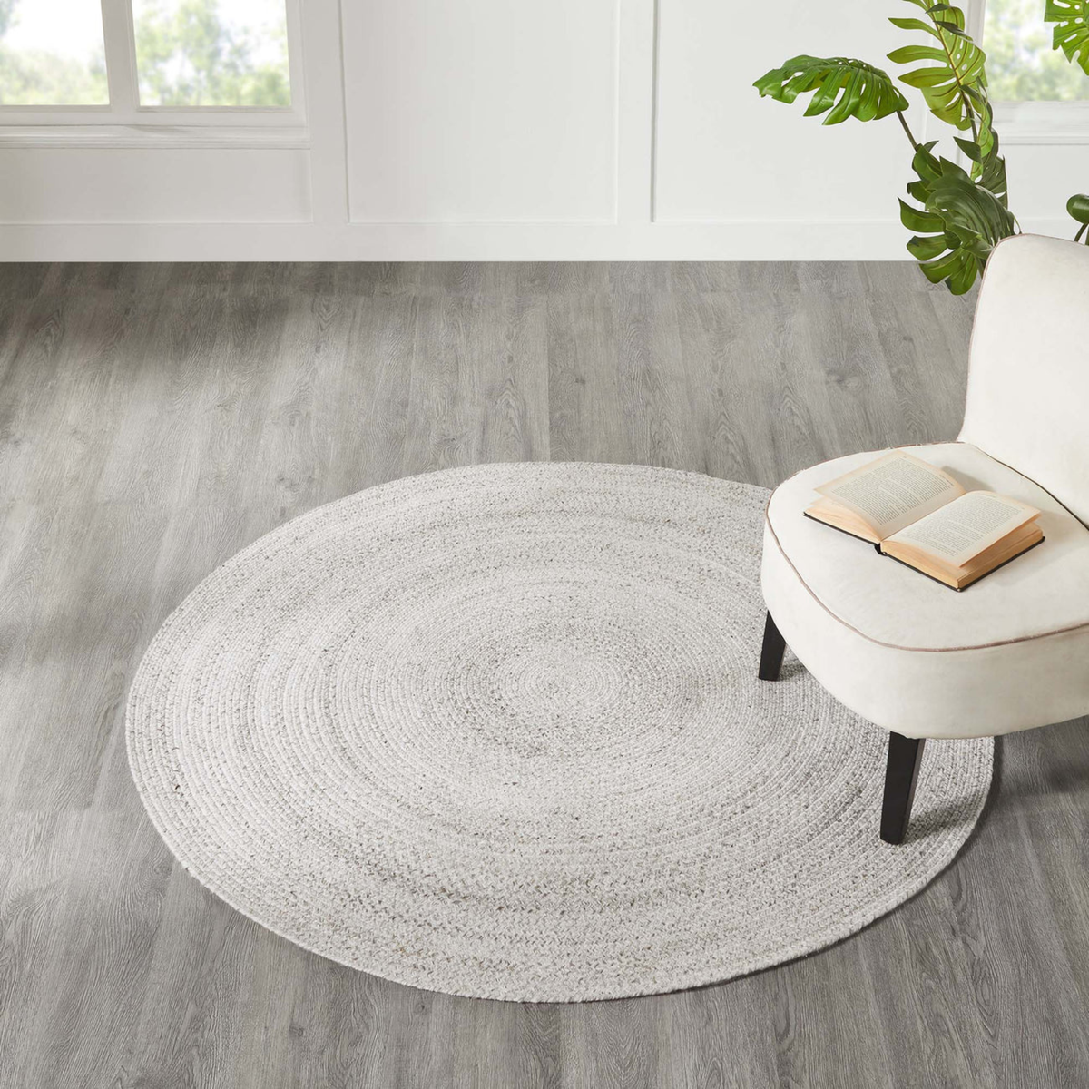Round Cercola Ivory Rug