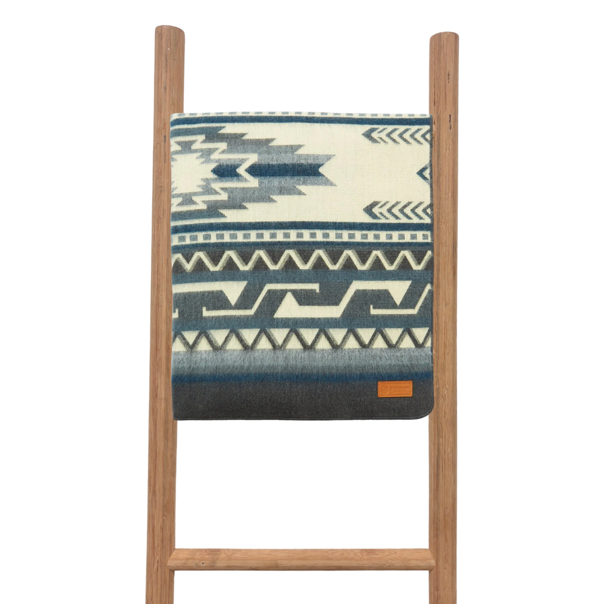 Reversible Queen Antisana Sky Blue & Cream Throw