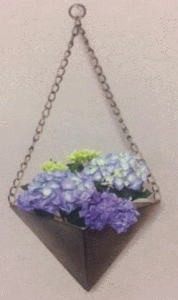 Triangle Metal Hanging Planter