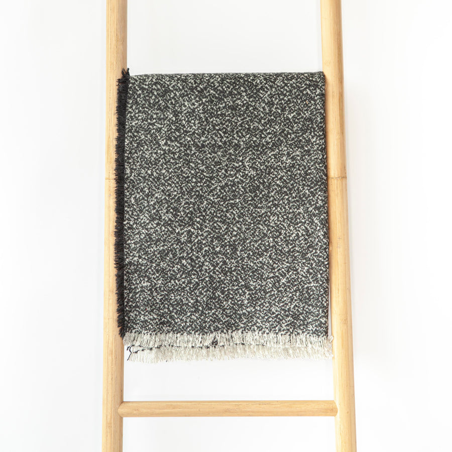 Black & Cream Speckle