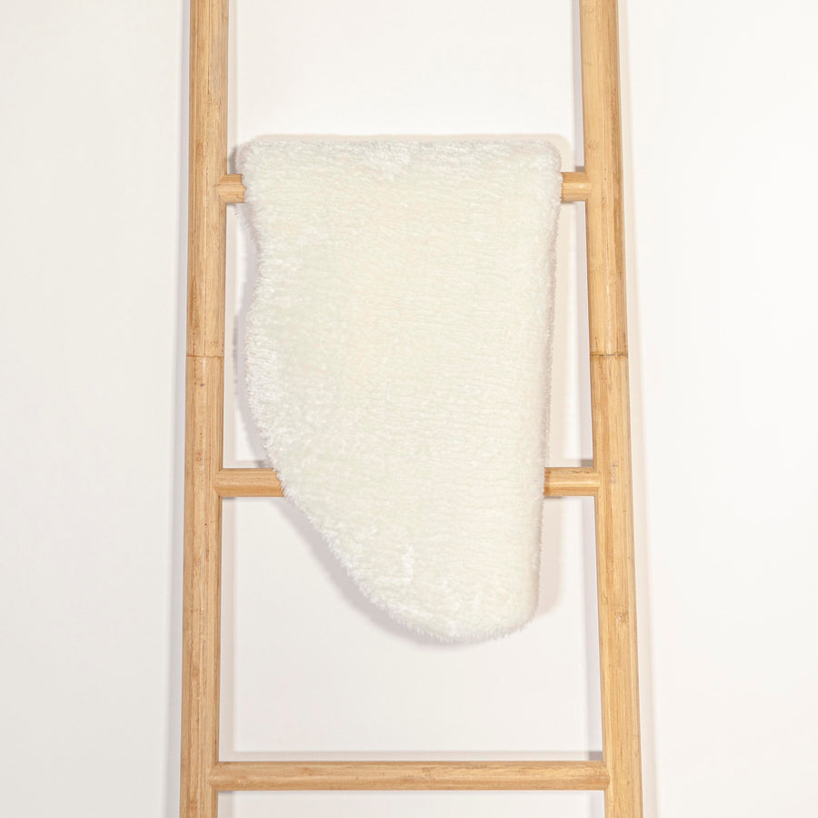 Faux Sheep Skin White Shorthair