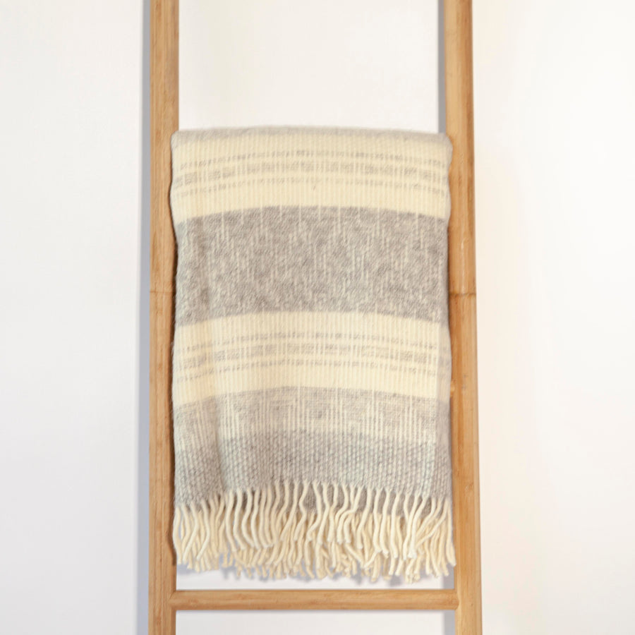 Freja Stripe Cream & Grey