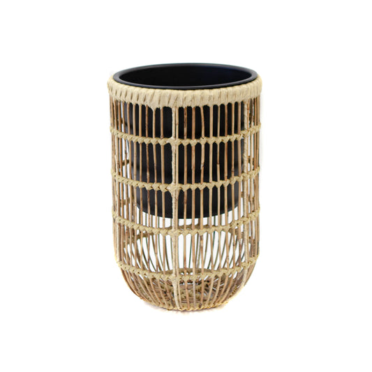Wicker Medium w/ Black Pot
