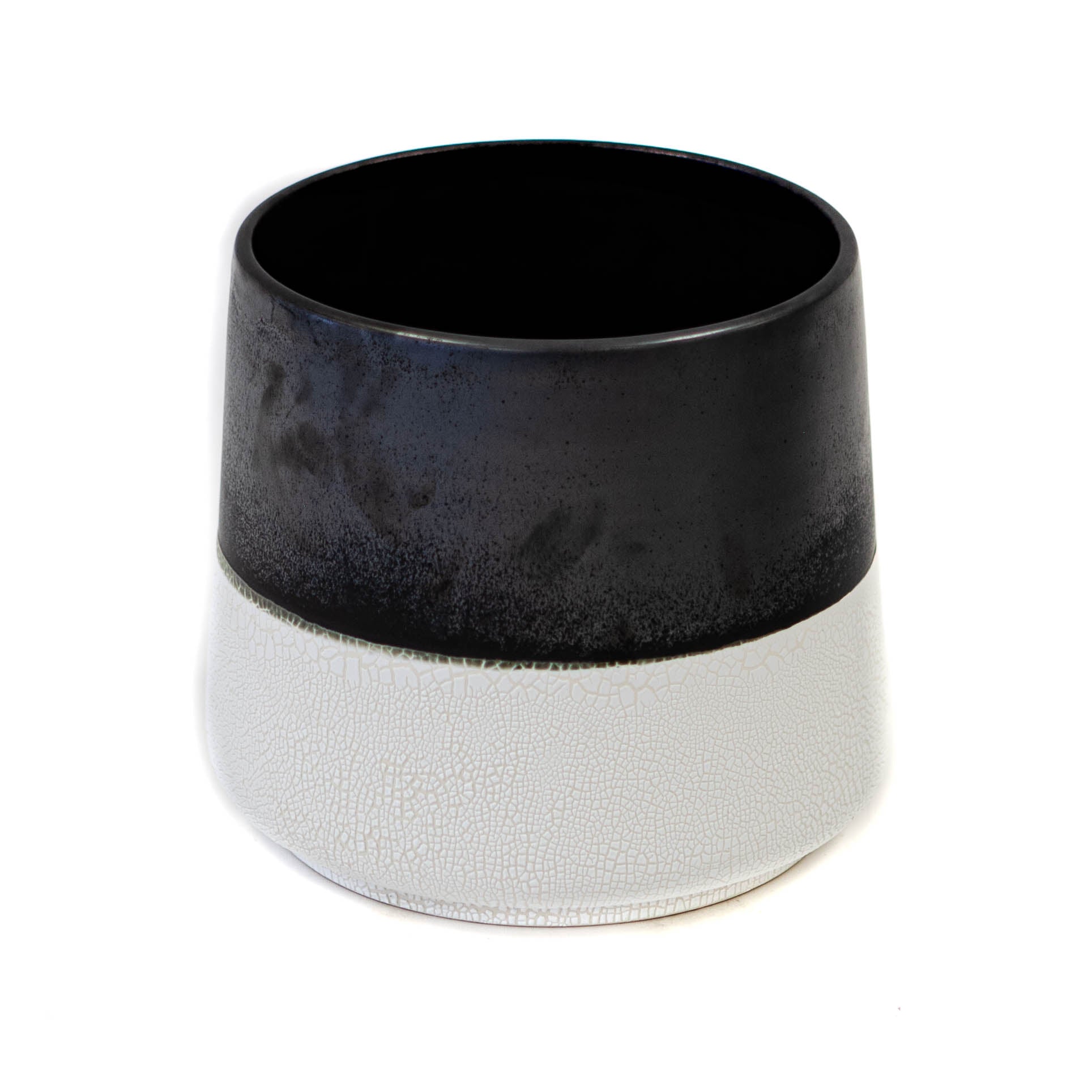 Black & White w/ Crackle Effect