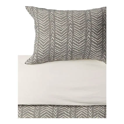 Queen Graffiti Chevron Texture