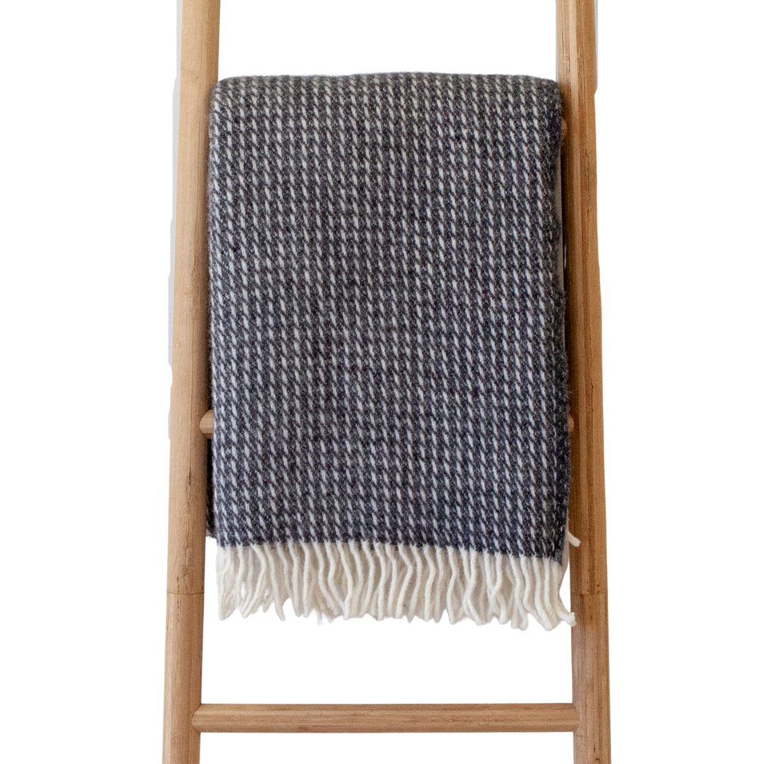 Line Dark Grey Grey Woolen w/ Fringe