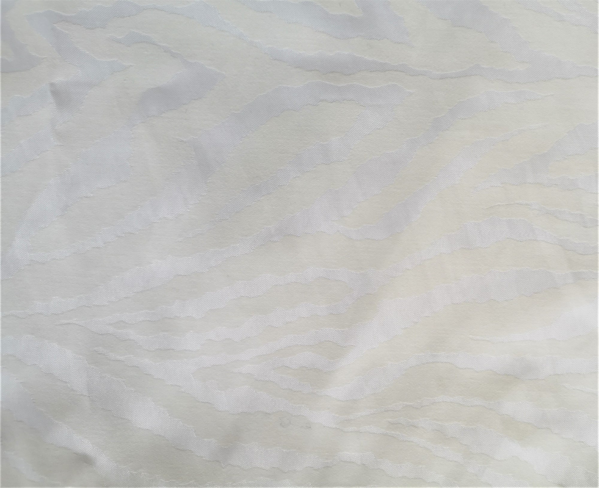 Duvet Set - Queen White on White Zebra Pattern